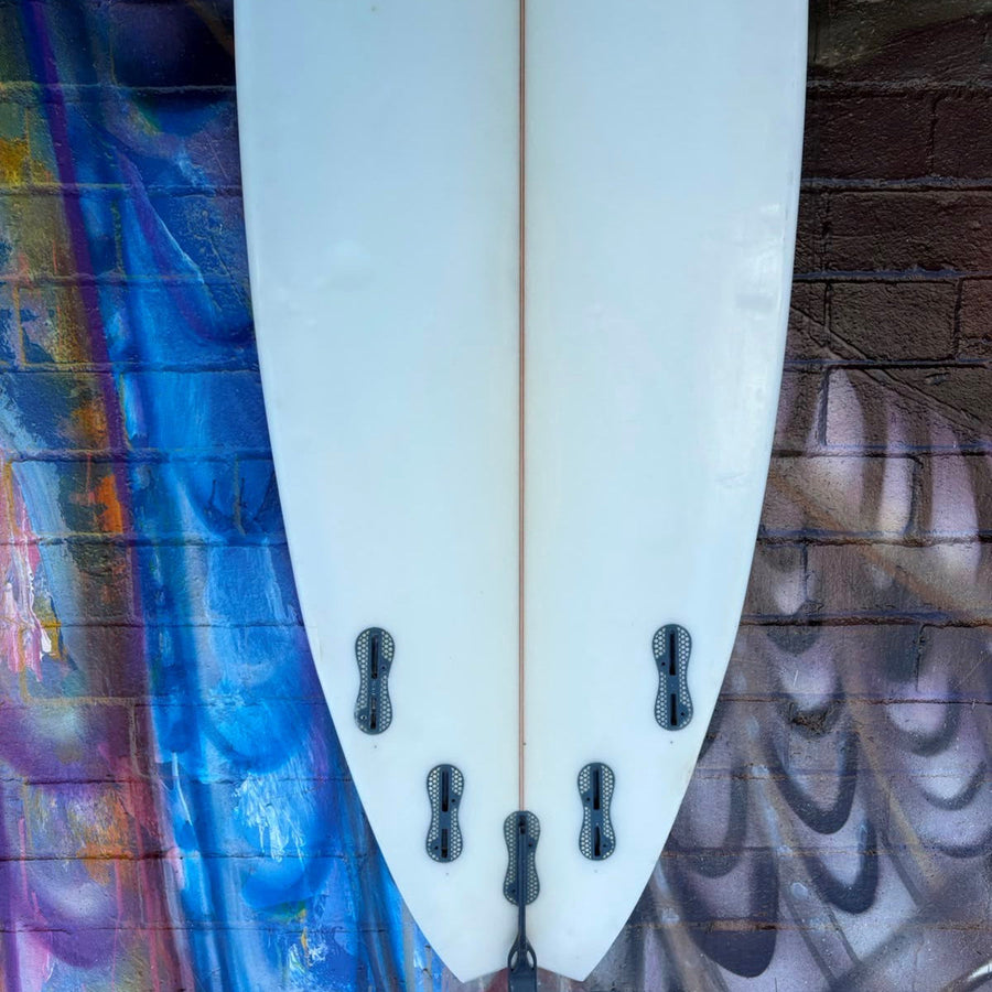 (#7773) Darren Symes Hot Box 5'10" x 20 1/8" x 2 7/16" FCSII