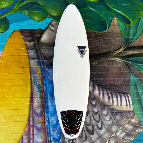 (#1440) Firewire Hydroshort 5'5" x 18 1/2" x 2 5/16" 25.4L FCSII