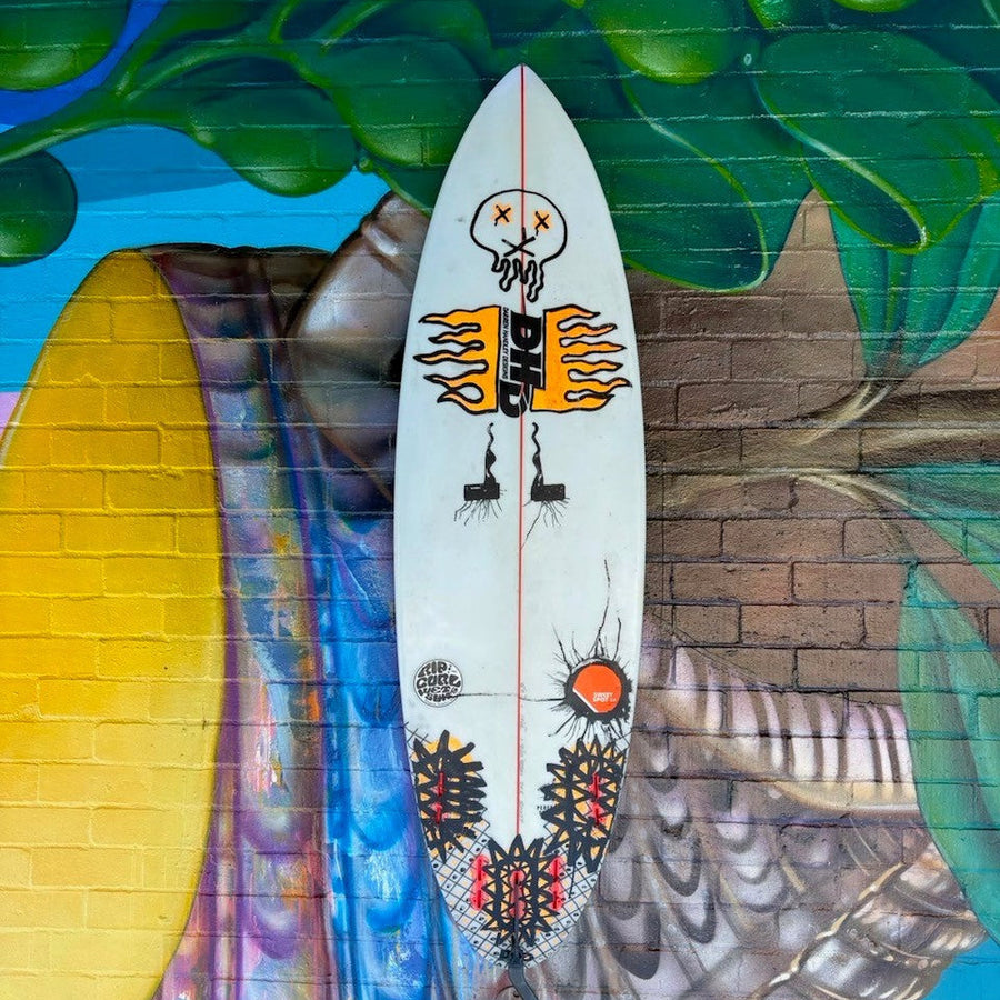 (#7768) DHD Sweet Spot 2.0 6'0" x 19" x 2 3/8" 29.5L FCSII
