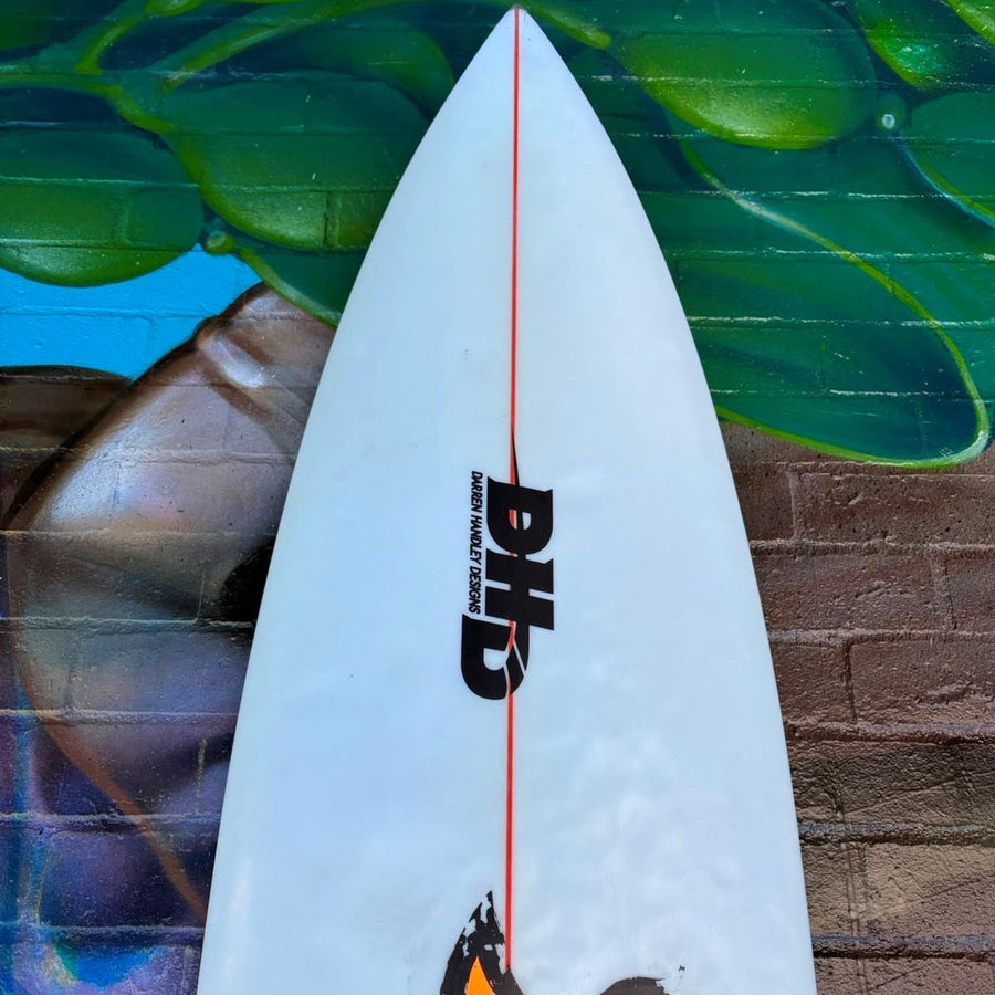 (#7768) DHD Sweet Spot 2.0 6'0" x 19" x 2 3/8" 29.5L FCSII