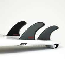 Futures EA Control Series FG Thruster Medium - Grey/Black