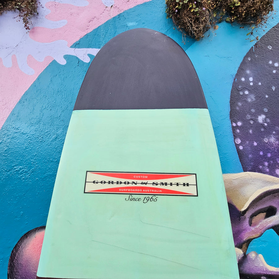 (#7775) Gordon & Smith Longboard 9'2" x 22 3/4" x 3" Single