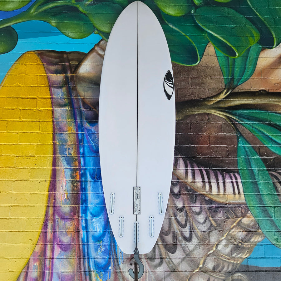(#7734) Sharpeye Cheat Code 6'3" x 20 1/2" x 2 11/16" 37.29L Futures