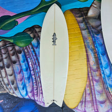 (#7759) Barry V Fish 6'2" x 21 1/2" x 2 3/4" Futures