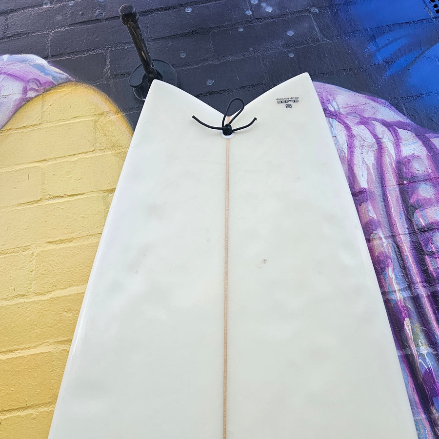 (#7759) Barry V Fish 6'2" x 21 1/2" x 2 3/4" Futures