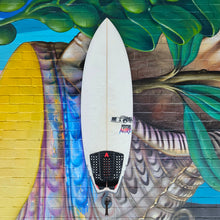 (#7774) JS Psycho Nitro 5'4" x 19 5/8" x 2 1/2" Futures