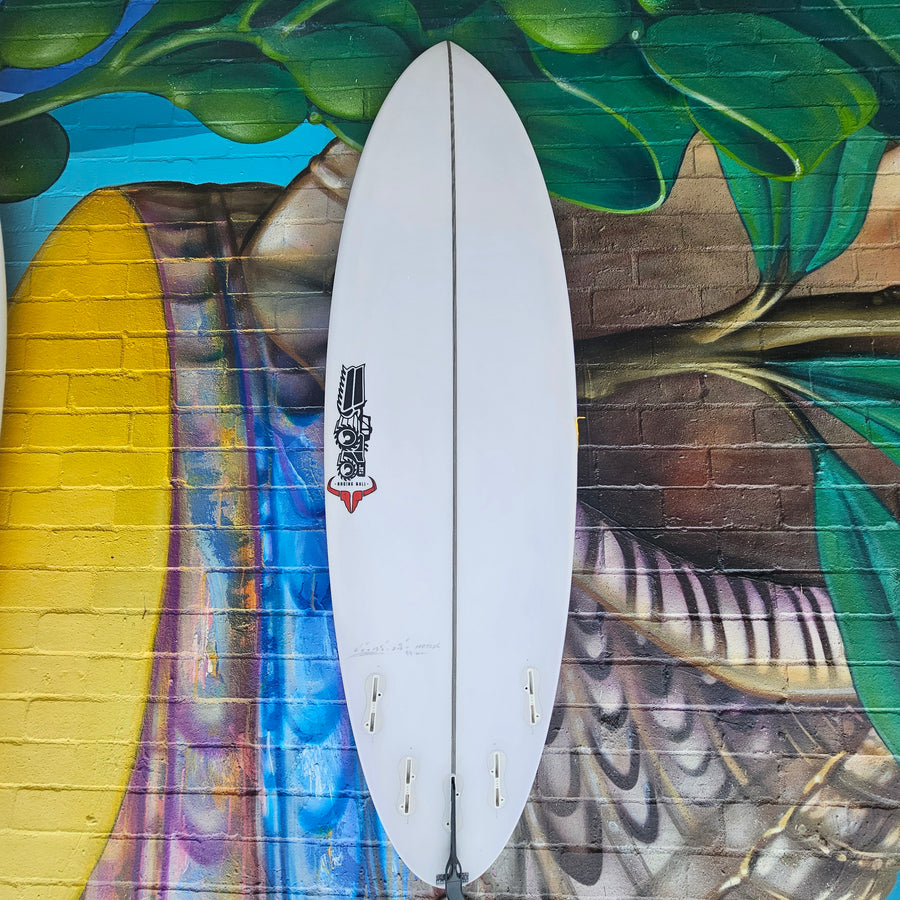 (#2775) JS Industries Raging Bull 6'0" x 19 5/8" x 2 11/16" 33.4L FCSII