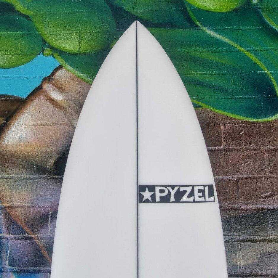 (#1263) Pyzel Astropop 5'6" x 19 1/2" x 2 5/16" 27.8L FCS II Second Hand Surfboards Pyzel 